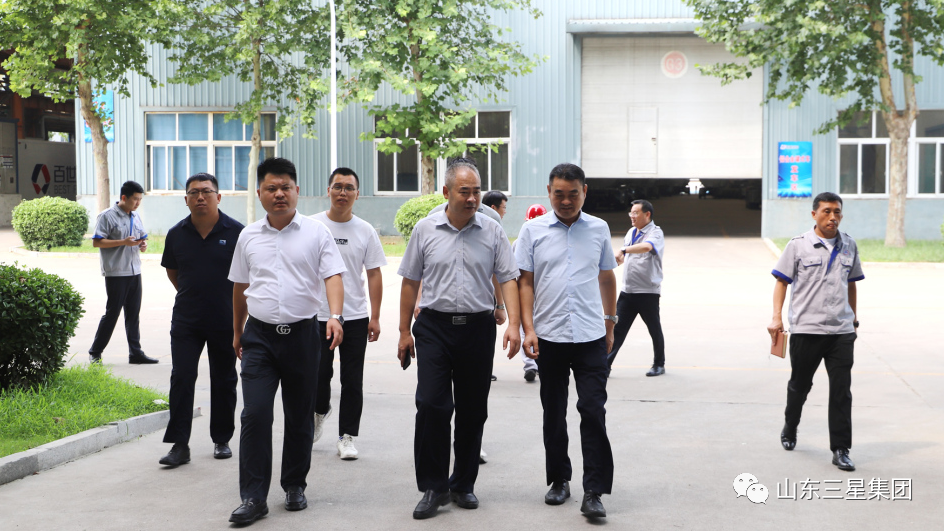吉利新能源商用车集团领导一行来山东三星集团参观考察
