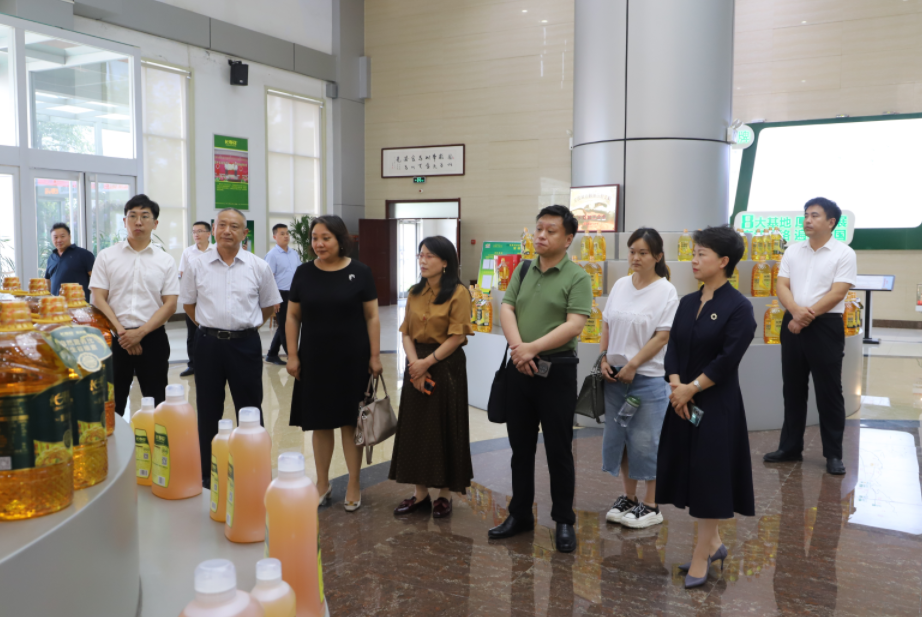 山东省质量管理协会来山东三星集团调研