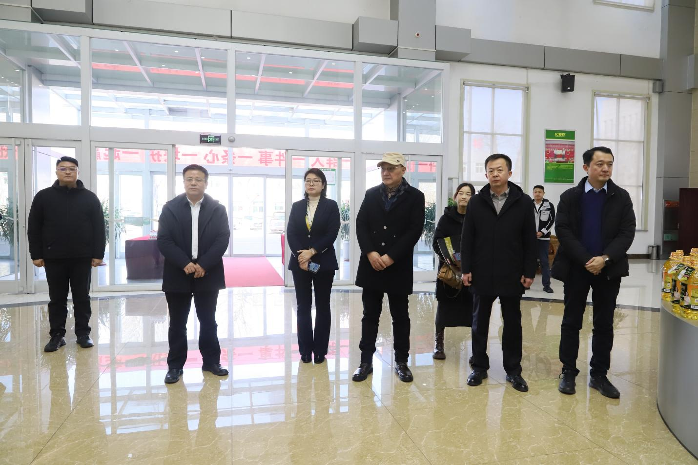 中健联康养研究院院长蒋洪卫一行来山东三星集团参观考察