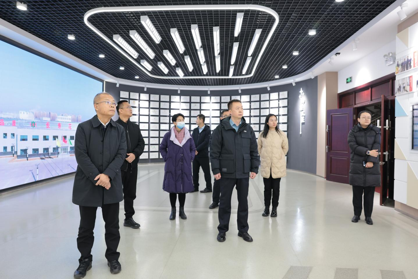 省宏观经济研究院调研组来山东三星集团调研