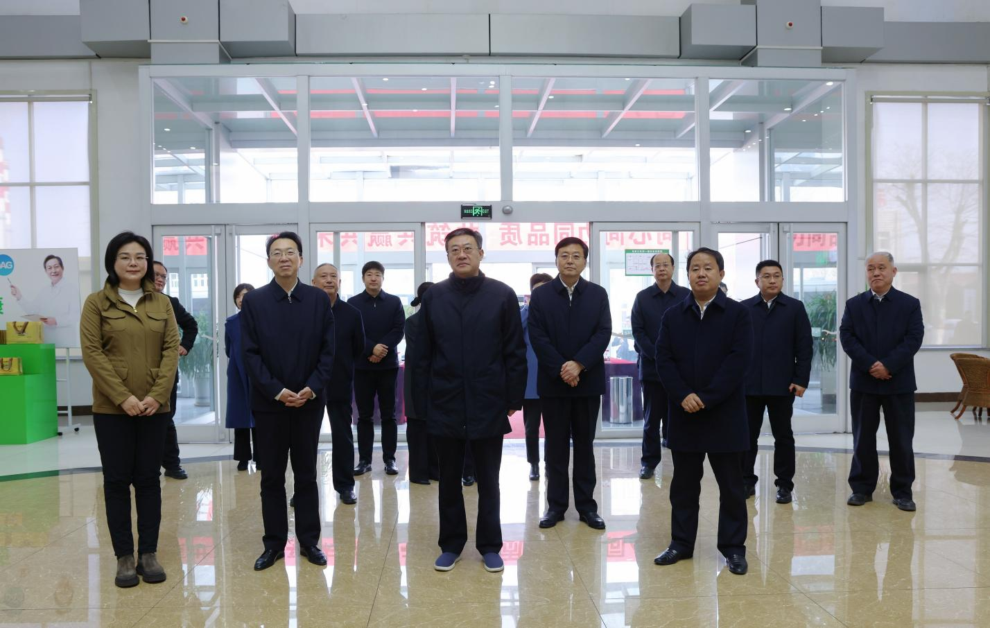 山东省委统战部副部长、省工商联党组书记、常务副主席张鲲来山东三星集团调研