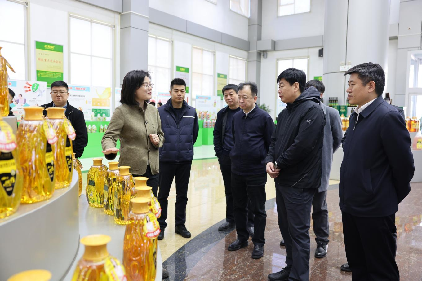 黑龙江省鸡西市委副书记孙亮一行来山东三星集团考察
