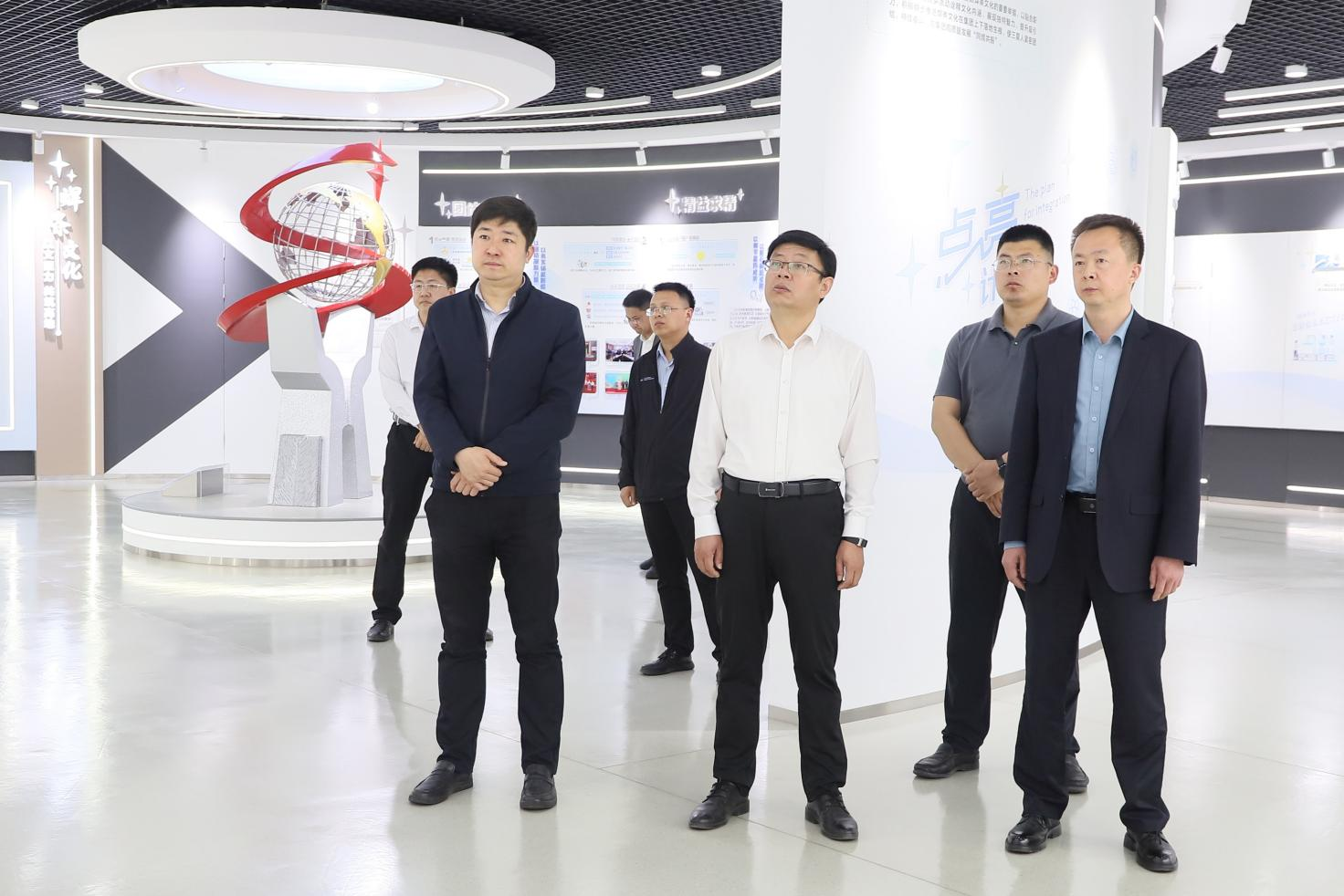 邹平市委社会工作部部长、市委“两新”工委书记李伟来山东三星集团调研