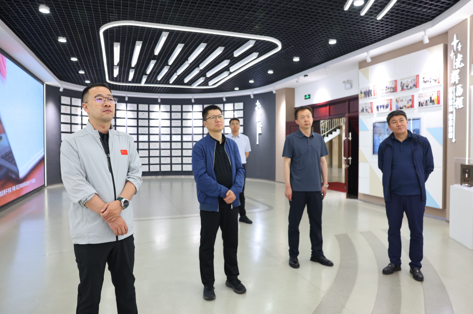 黑龙江省泰来县考察组来山东三星集团参观考察