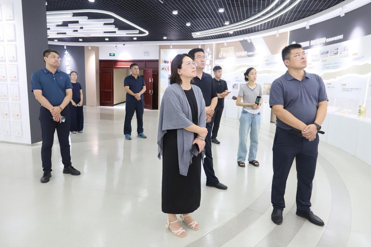 济阳区委社会工作部来山东三星集团参观交流