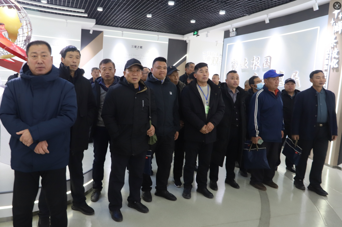 乐陵市高素质农民粮油产能提升主体培育培训班走进山东三星集团参观学习